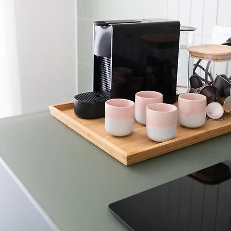 ゲストハウス Vivo チヴィタノーヴァ・マルケ